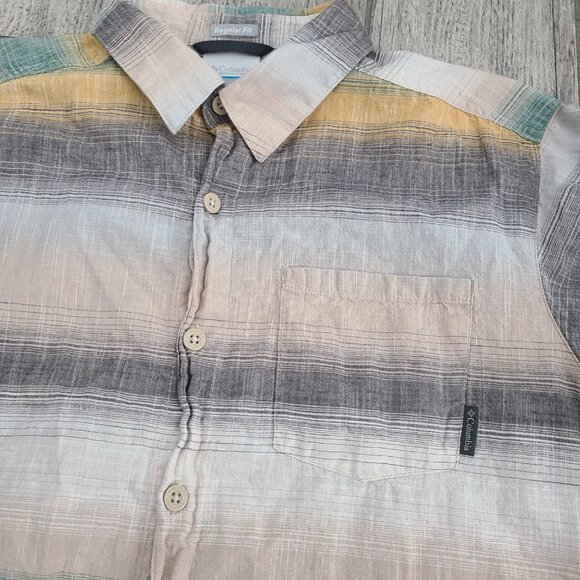 Columbia young mens collared button down surfer style short sleeve shirt size M - Picture 3 of 9